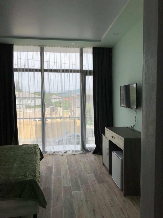 Hotel Royal Georgia Batumi Bagian luar foto