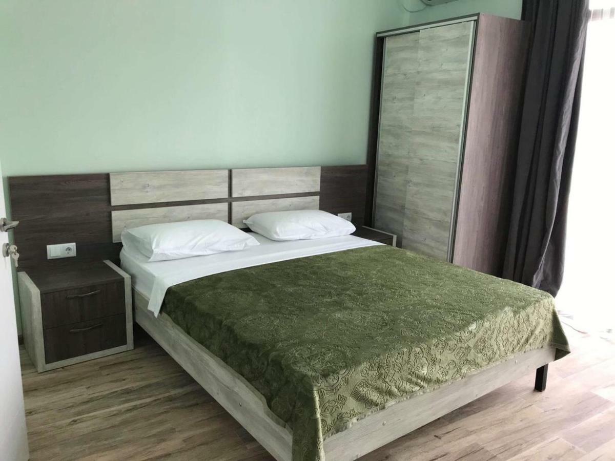 Hotel Royal Georgia Batumi Bagian luar foto