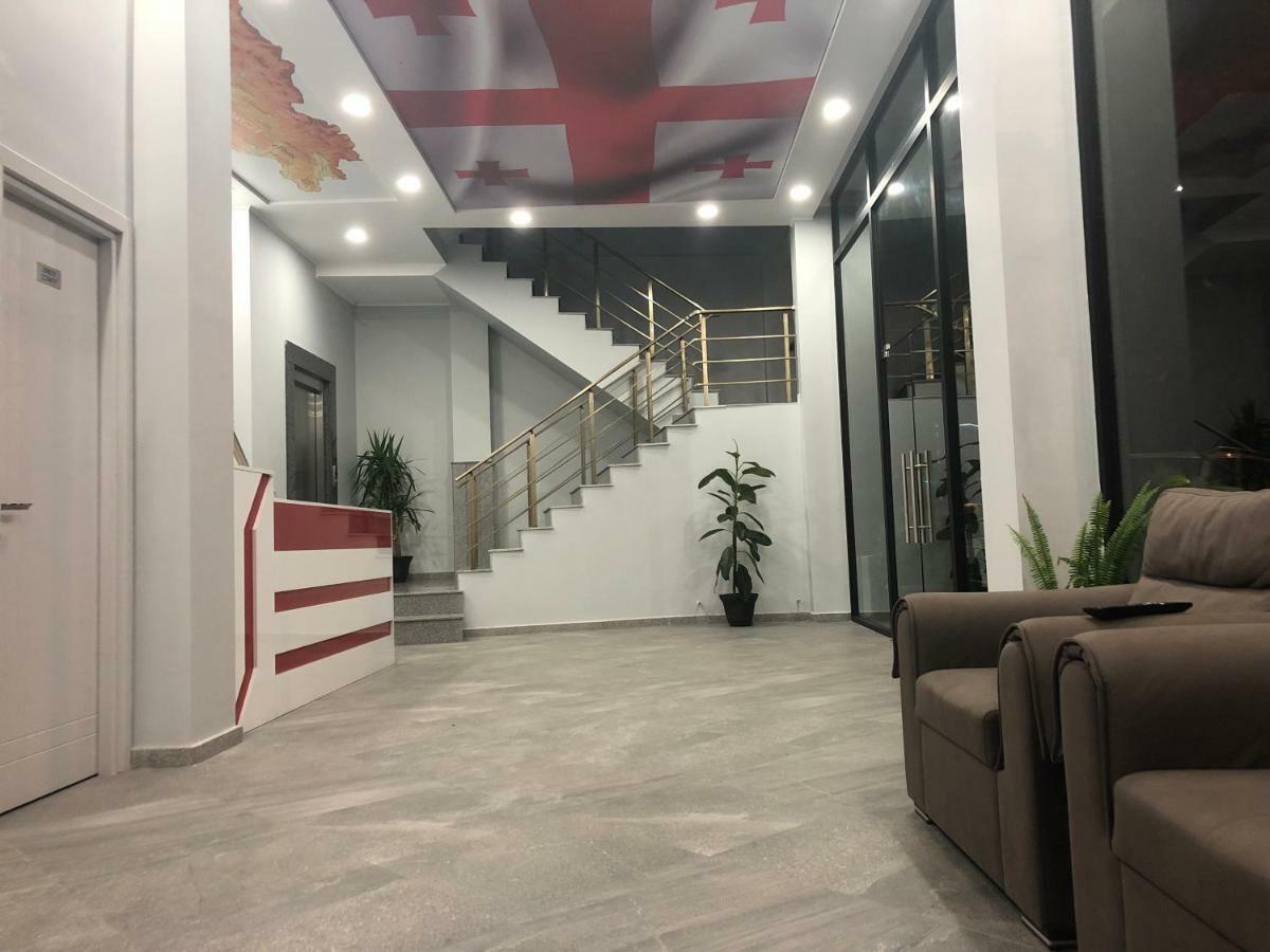 Hotel Royal Georgia Batumi Bagian luar foto