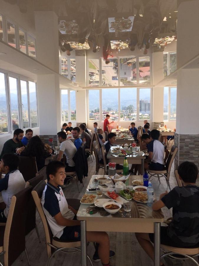 Hotel Royal Georgia Batumi Bagian luar foto